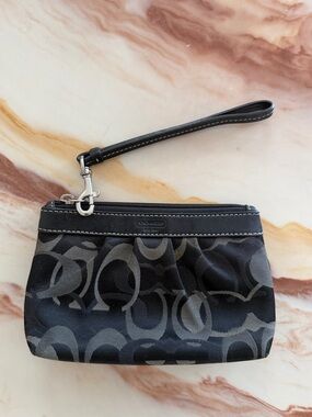 Coach Black Signature Jacquard Wristlet Zip Pouch black grey